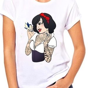 Snow White☠️T-Shirt!🌹☠️🍎